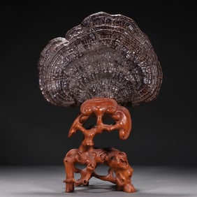 A piece of Republic of China Ganoderma lucidum ornament