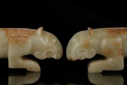 A pair of Hetian Topaz Tigers