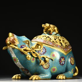 A piece of copper gilt cloisonne blessed rat offering longevity incense