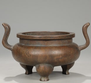 A piece of Qing Hengxing Ming Ji towards the crown ear stove