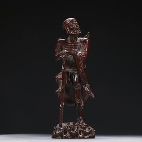 A piece of Qing Dynasty bamboo carving iron canopy plum ornament