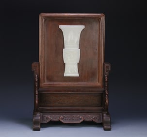 A piece of Qing Dynasty mahogany inlay Hetian white jade flower goblet interstitial