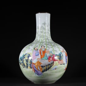 A piece of Qing Dynasty Yongzheng pastel bamboo forest seven sages celestial ball bottle