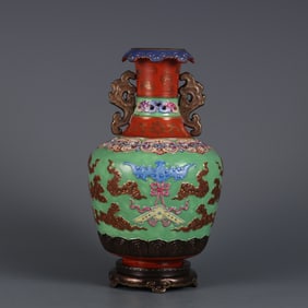 A piece of Qing Qianlong year bronze color plus color hollow blessing in front of the eyes amphora