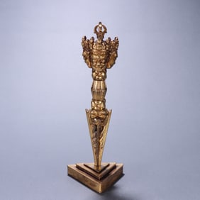 A piece of Qing bronze gilt puba gold vajra