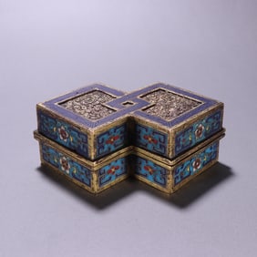 A piece of bronze gilt cloisonn é  enamel color carved moire box