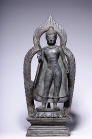 A bronze statue of the Great Day of Kashmir