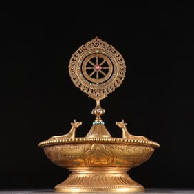 A piece of clear bronze gilt inlaid gemstone sky jewelry umbrella offeror
