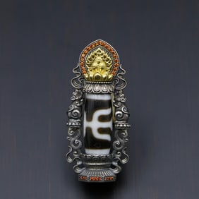 A piece of old lotus dzi silver gilt pendant