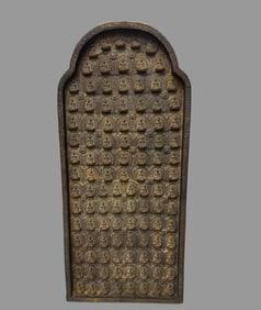 A piece of 114 Buddhas overall wood Buddha for the incense ash to wipe the Buddha shrine 100 Buddhas