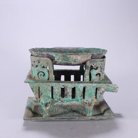 A piece of Han bronze wine warmer