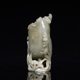 One piece Hetian jade parrot pen wash