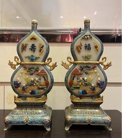A pair of Baibao Fushou Boys play like a gourd-shaped interstitial