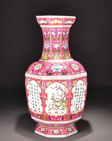 A piece of Qing Qianlong carmine rolling pattern open light pastel flower and bird poetry bottle