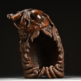 A late Qing Dynasty old bamboo carved Buddha hand pattern Buddhist shrine