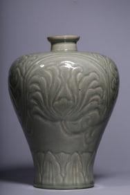 A Song Dynasty Yaozhou kiln carved peony pattern plum vase
