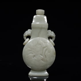 A piece of Hetian jade elephant ear bottle