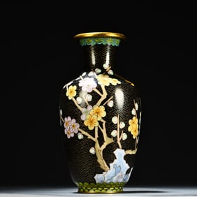 A copper cloisonné enamel floral pattern appreciation bottle