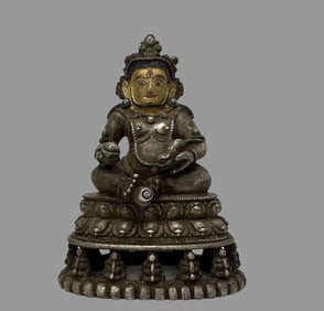 A piece of bronze gilt silver and yellow Forzai