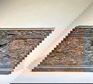 A piece of Huanghuali bookcase