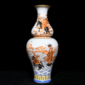 A piece of Qianlong in the Qing Dynasty alum red painted gold eight immortals pattern gourd bottle