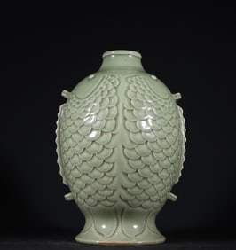 A piece of celadon fish-shaped bottle from Yaozhou kiln in the Song Dynasty