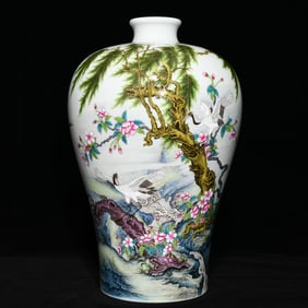 A piece of Qing Yongzheng pastel crane to tide pattern plum vase