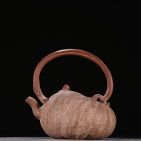 A piece of Chen Mingyuan's purple sand teapot