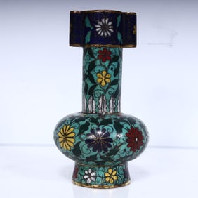 A Qing Dynasty cloisonné piercing ear bottle