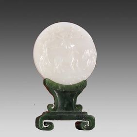 A piece of Hetian jade's horse to the successful engraving of poetry interstitials