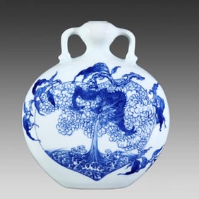 A Qing Dynasty Yongzheng Canglong spit water pattern amphora holding moon bottle