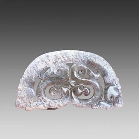 A dragon and phoenix pendant of Hetian jade