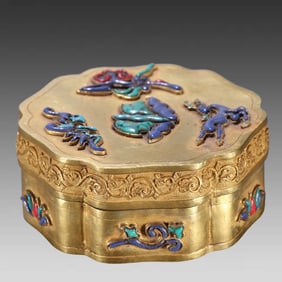 A Qing Dynasty bronze gilt inlaid Baibao Fulu pattern lid box