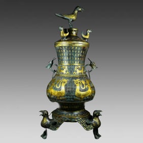 A Warring States bronze wrong gold standing bird dragon ear round bottle