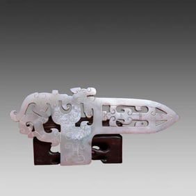 A piece of Hetian jade's Yuge