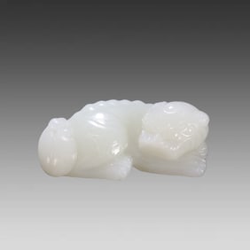 A piece of Pixiu of Qing Dynasty Hetian jade