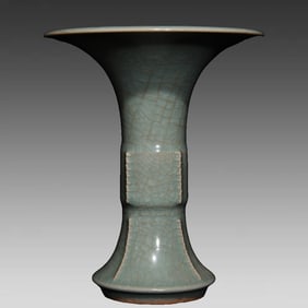 A Song Dynasty Longquan kiln flower goose