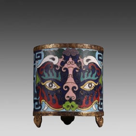 A piece of Qing Dynasty copper cloisonné cloisonné gluttonous pattern incense burner