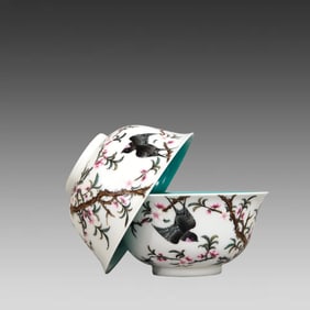 A pair of Yongzheng flower and bird inscription poems of the Qing Dynasty