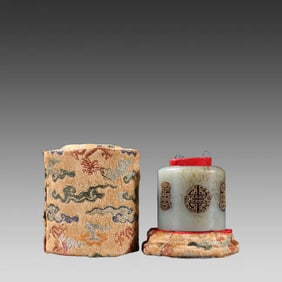 A piece of Hetian jade's inlaid silver gilt group longevity wrench