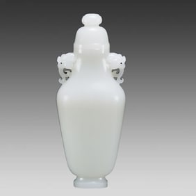A piece of Hetian jade's plain noodle bottle