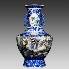 A piece of Qing Dynasty Qianlong blue and white pastel Fushan Shou sea pattern amphora
