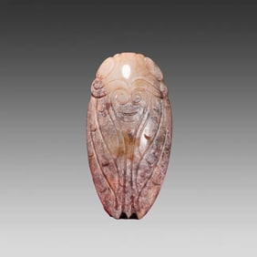 A piece of Hetian jade's full white jade cicada