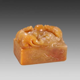 A piece of the Tian Tian Huangshi double beast play bead seal