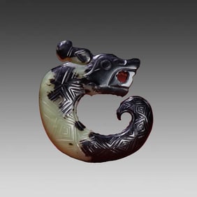 A piece of mercury black lacquer bone jade dragon pendant