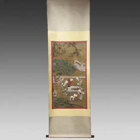 A painting on silk by Su Khanchen
