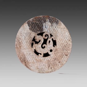 A piece of Hetian jade's pit is full of dragons
