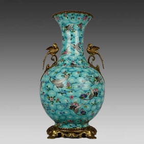 A pastel crane pattern inlaid with copper flowers and birds amphorae