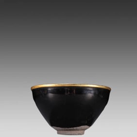A piece of Song Dynasty black glazed gold-covered tea cup