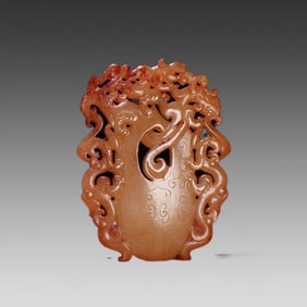 A piece of Manqin dragon and phoenix is auspicious chicken heart
